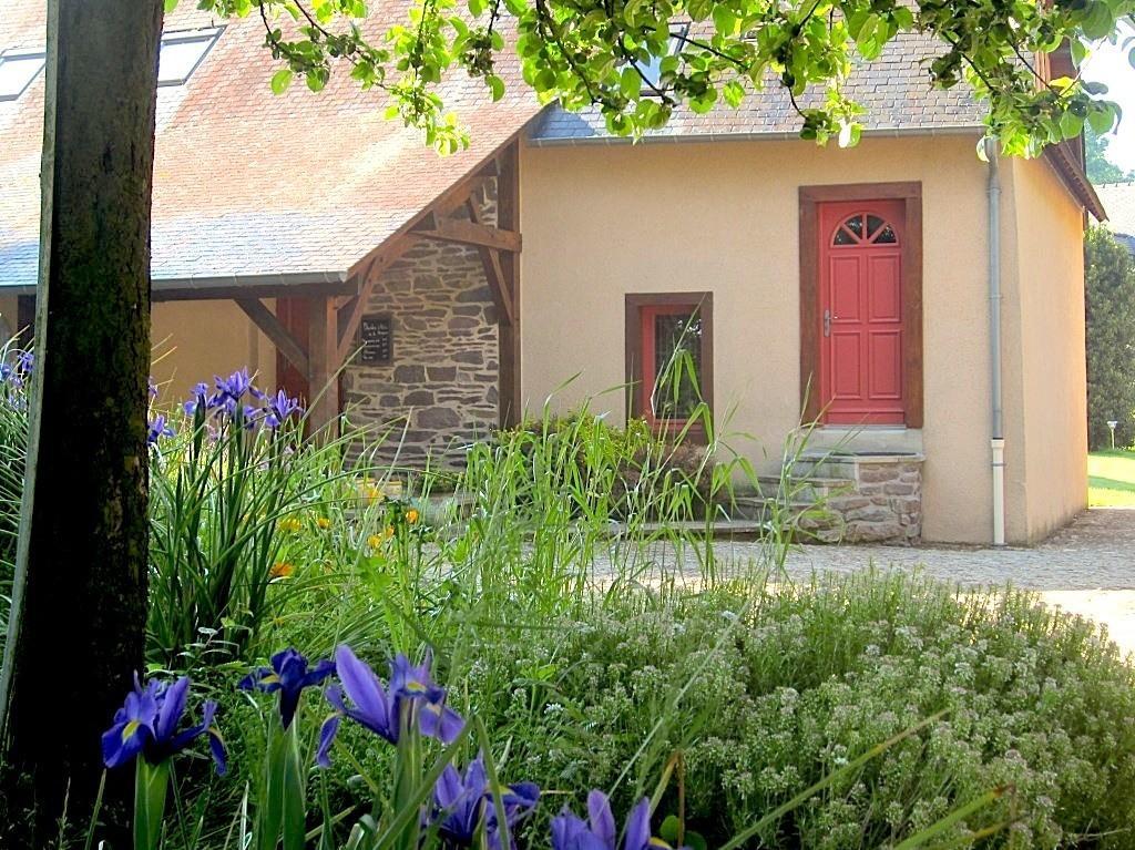 Domaine De La Fontaine Bed and Breakfast Chavagne Exterior foto